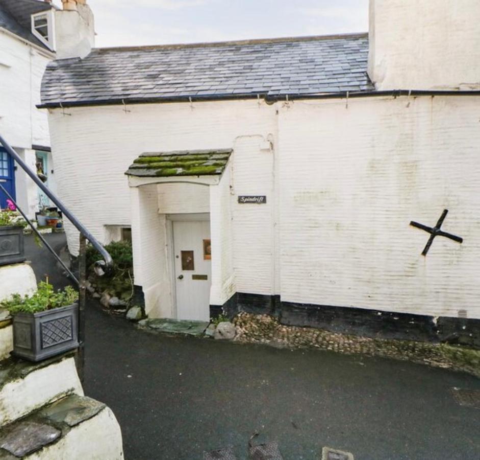 Spindrift Is A Beautiful Newly Refurbished Three Bedroom Private Family House Located On The Old Harbour And The Coastal Path In The Heart Of Beautiful Polperro Kültér fotó