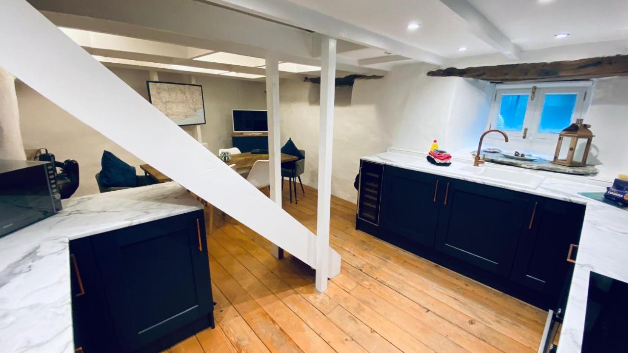Spindrift Is A Beautiful Newly Refurbished Three Bedroom Private Family House Located On The Old Harbour And The Coastal Path In The Heart Of Beautiful Polperro Kültér fotó